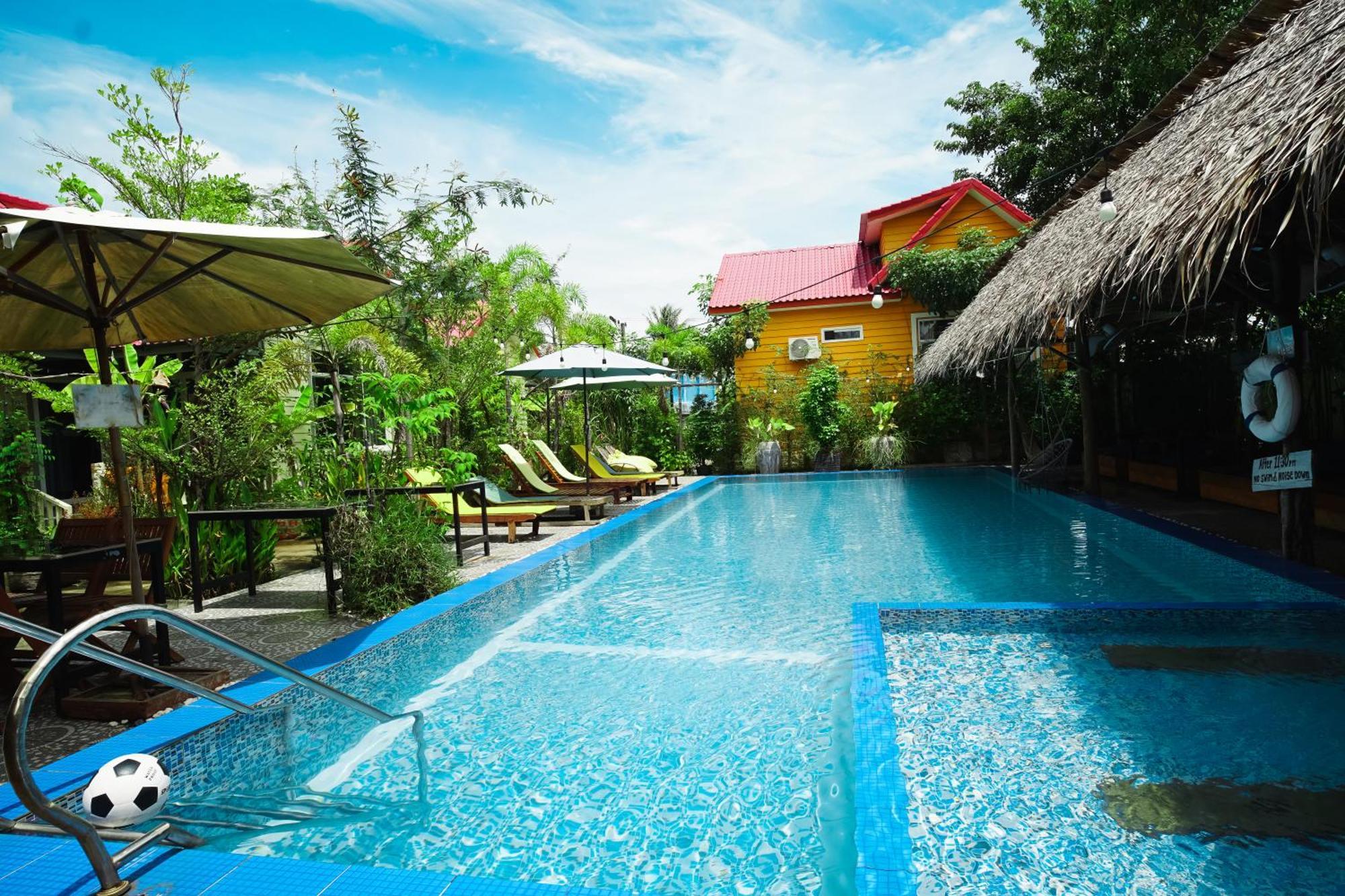 Yellow Star Hostel 캄폿 외부 사진